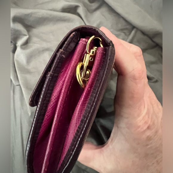 Louis Vuitton epi plum color wallet with chain - Picture 12 of 14